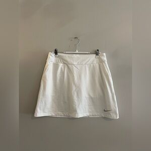 White Nike Golf Tennis Athletic Skort with built in shorts